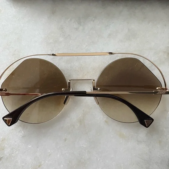 Authentic Fendi Brown Aviator Sunglasses with Gold Frame Fendi Travel FE40061U 32F Sunglasses - US main image 2
